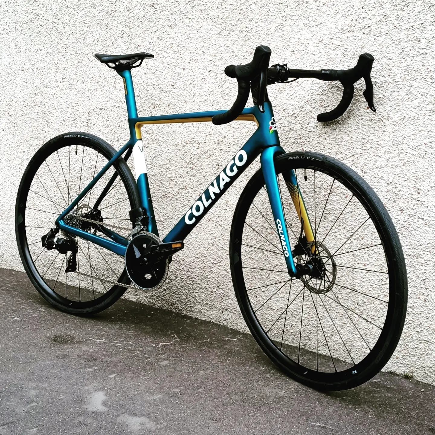 Colnago V3 SRAM Rival AXS MKBL