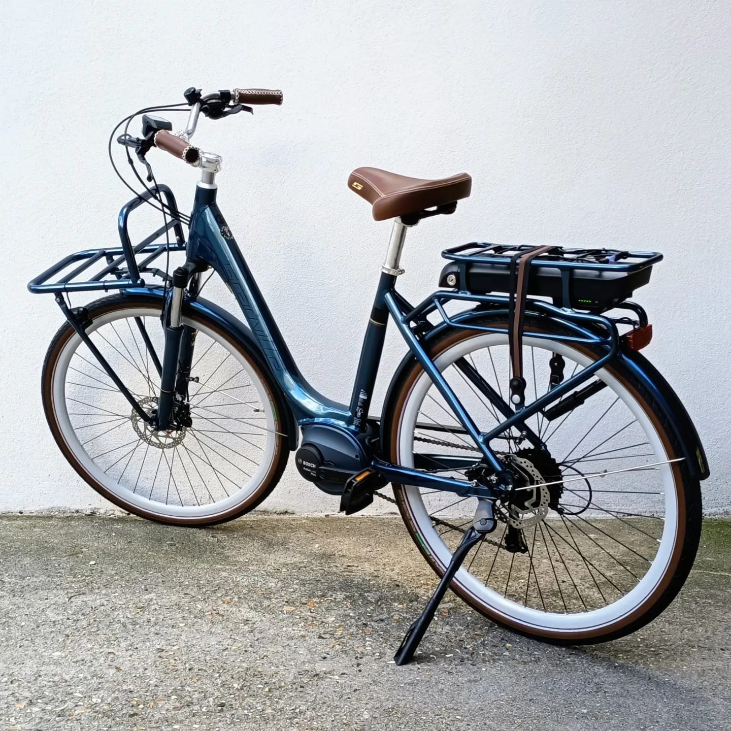 Granville E-Summerside 500 Wh Petrol Blue